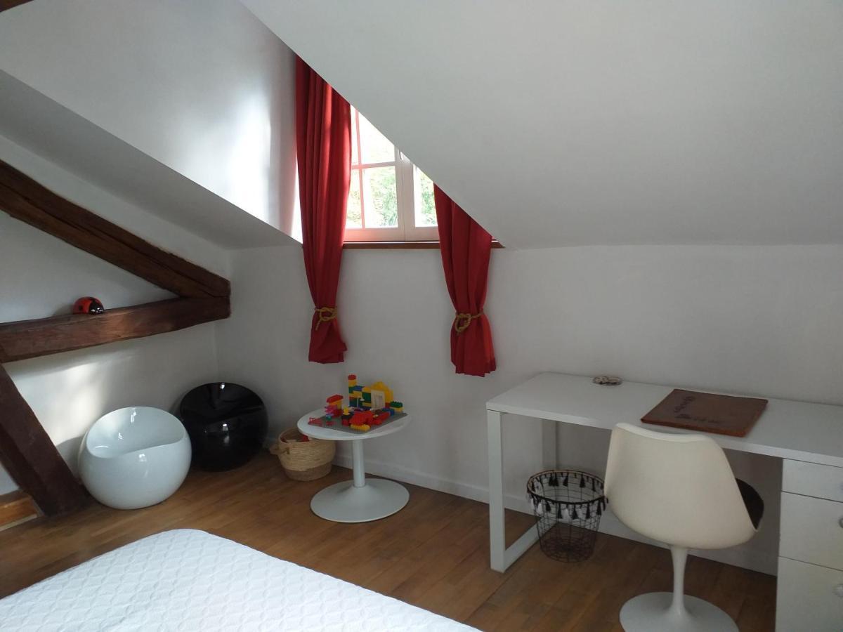 Maison De Vacances, Gite "Le Vieux Logis" A Profondeville Exteriör bild