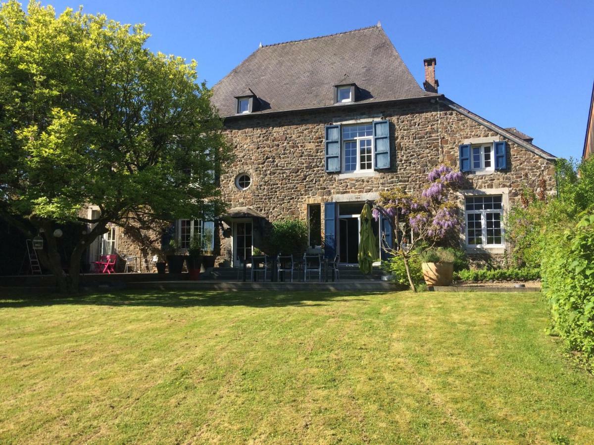 Maison De Vacances, Gite "Le Vieux Logis" A Profondeville Exteriör bild